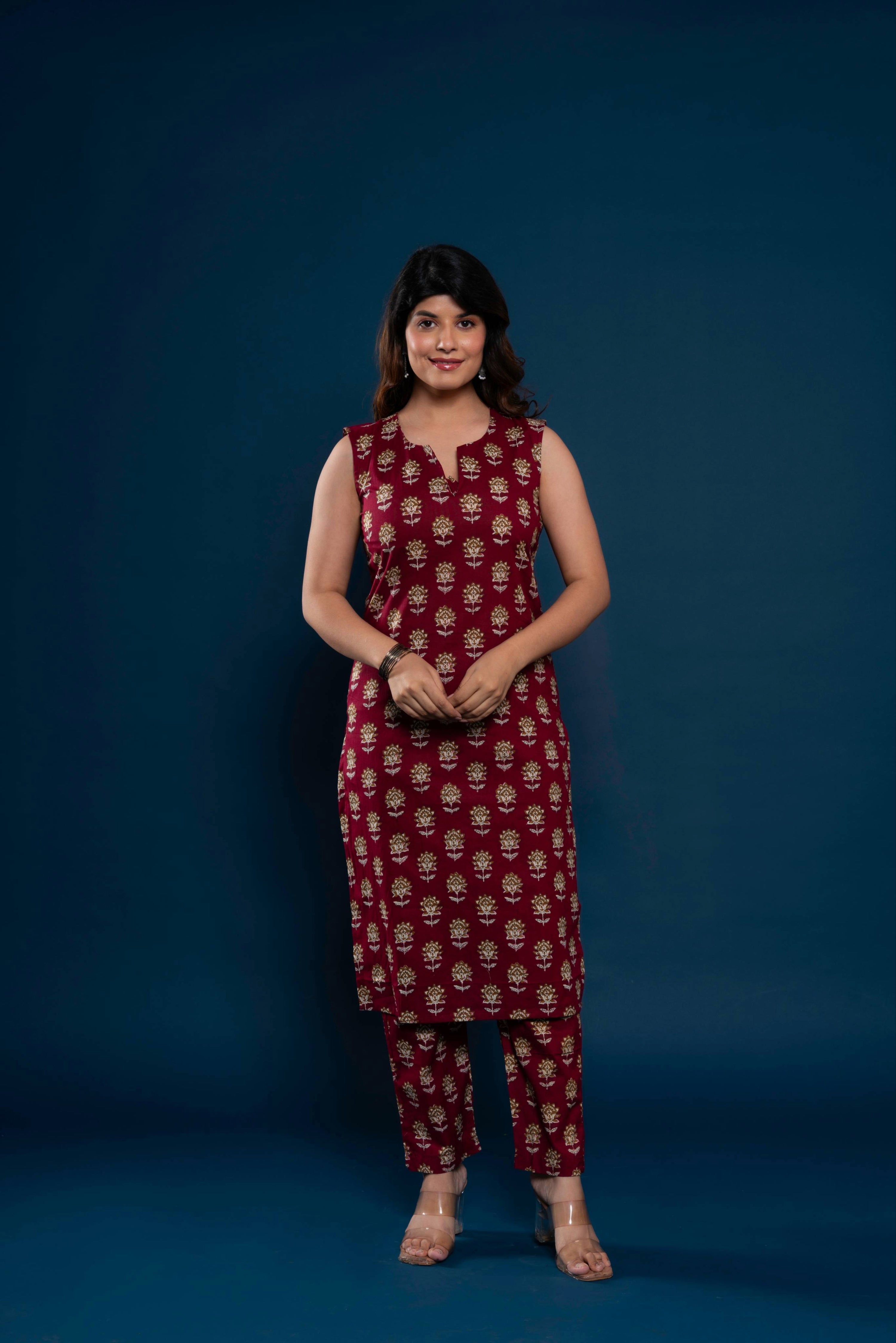 House of Nidhi Maroon Gold Print Straight Kurti for Women | Ethnic Sleeveless Kurta